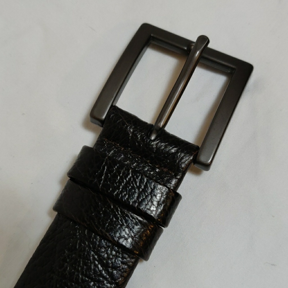 Barney's of New York belt 40